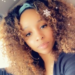 Meet your Posher, Kiah